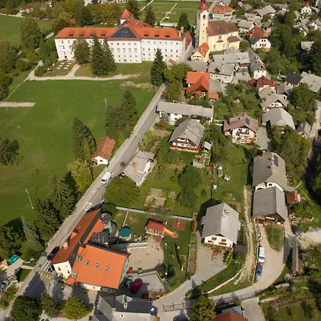 Draga Guest house 2*